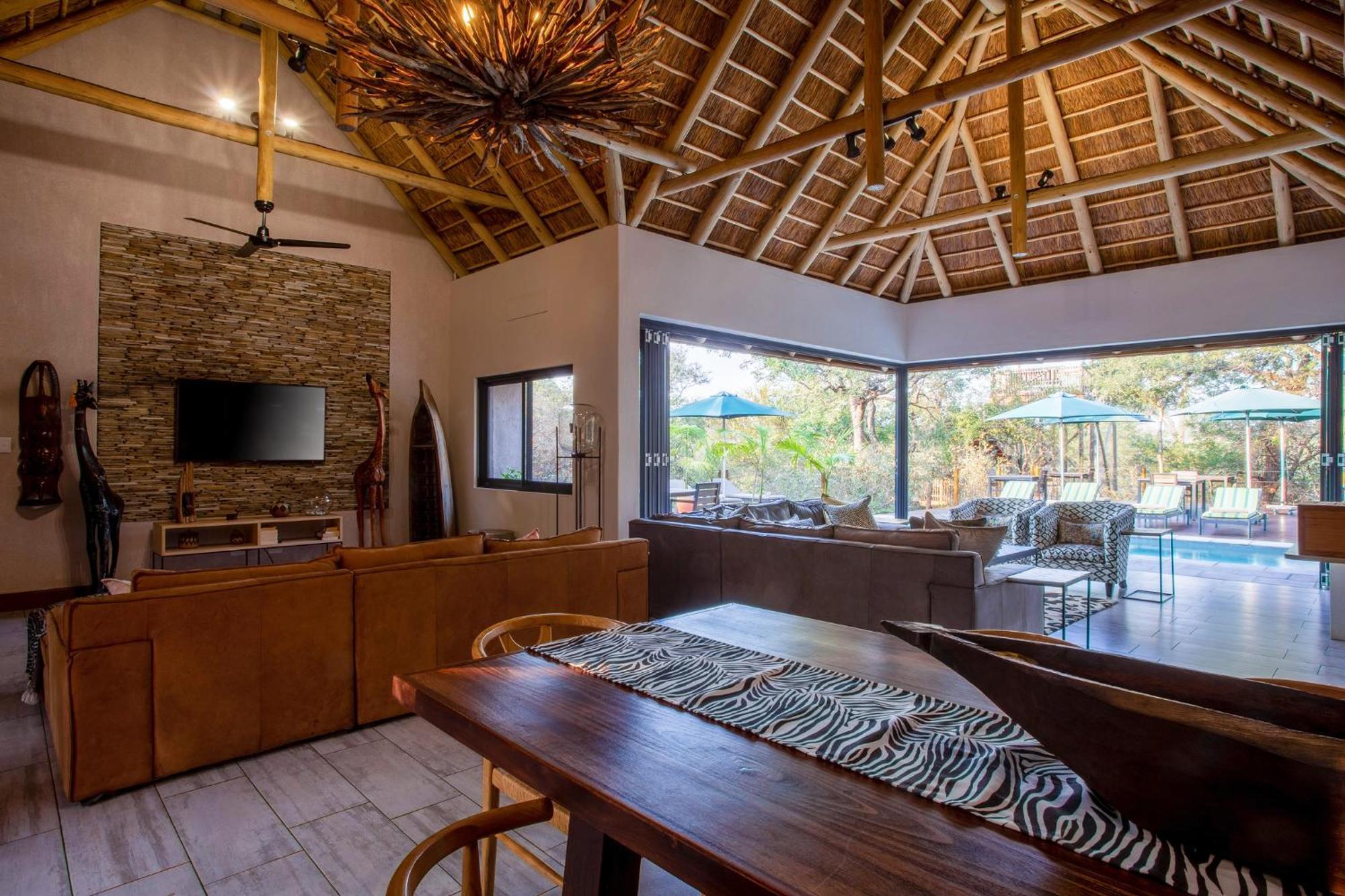 Moya Safari Villa Hoedspruit Exterior foto
